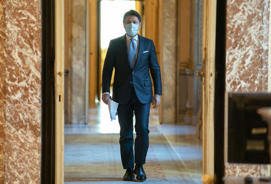 Conte si è dimesso, partono domani le consultazioni per la formazione del nuovo Governo 