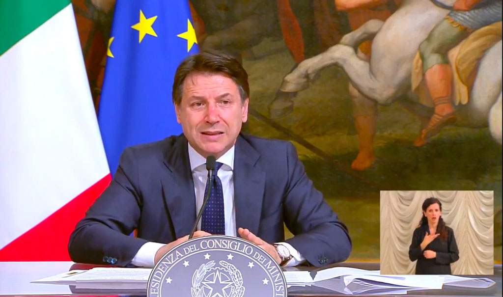 Coronavirus, Conte: "Regioni possono adottare misure più restrittive. Previste sanzioni fino a 3000 euro per trasgressori"