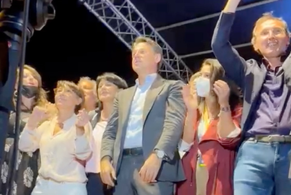 Amalia Bruni e Giuseppe Conte chiudono a Reggio campagna elettorale del centrosinistra per le regionali