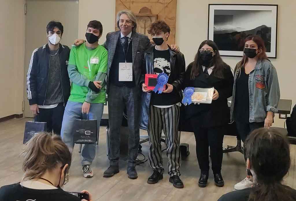Lamezia, due studenti del liceo artistico “Fiorentino” conquistano il contest d'illustrazione "Youngs for Nature"