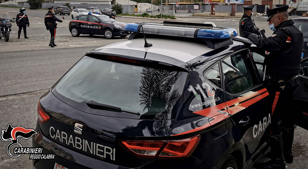 Controlli ‘Green pass’ a Reggio, interrotta serata di ballo e sanzionato circolo privato