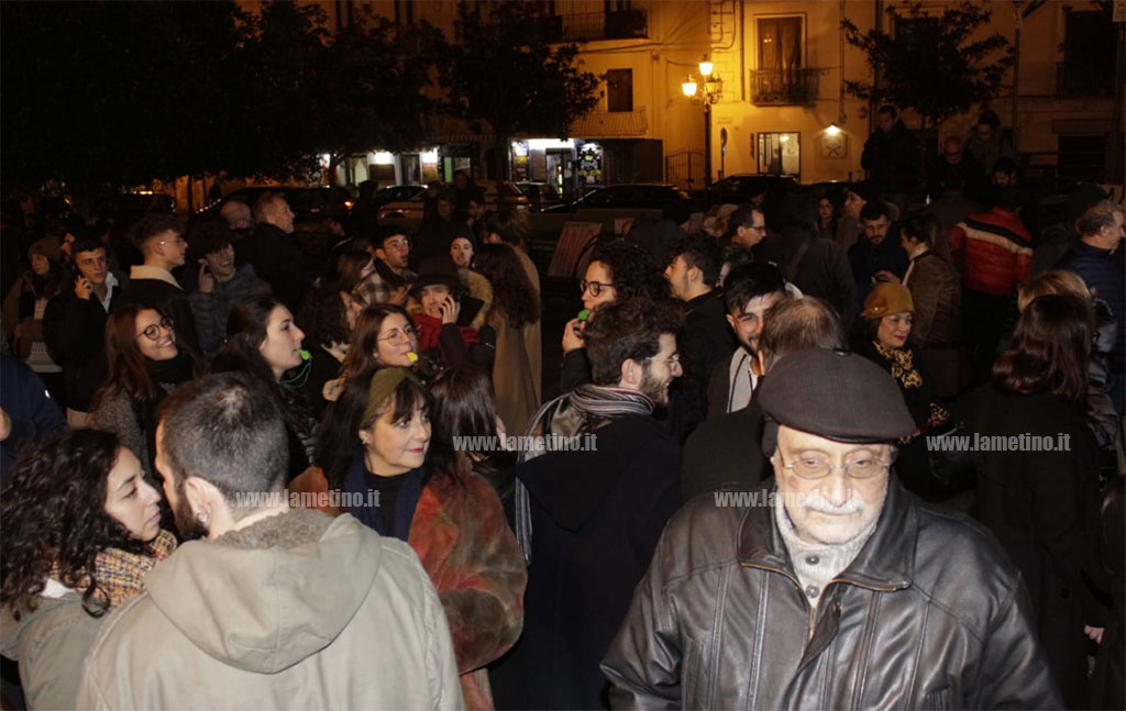 Lamezia, Salvini contestato in piazza Mercato Vecchio: "Noi non ci leghiamo" - VIDEO