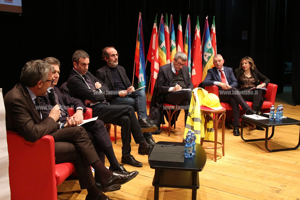 convegno-cgil-43249.28_8d093.jpg