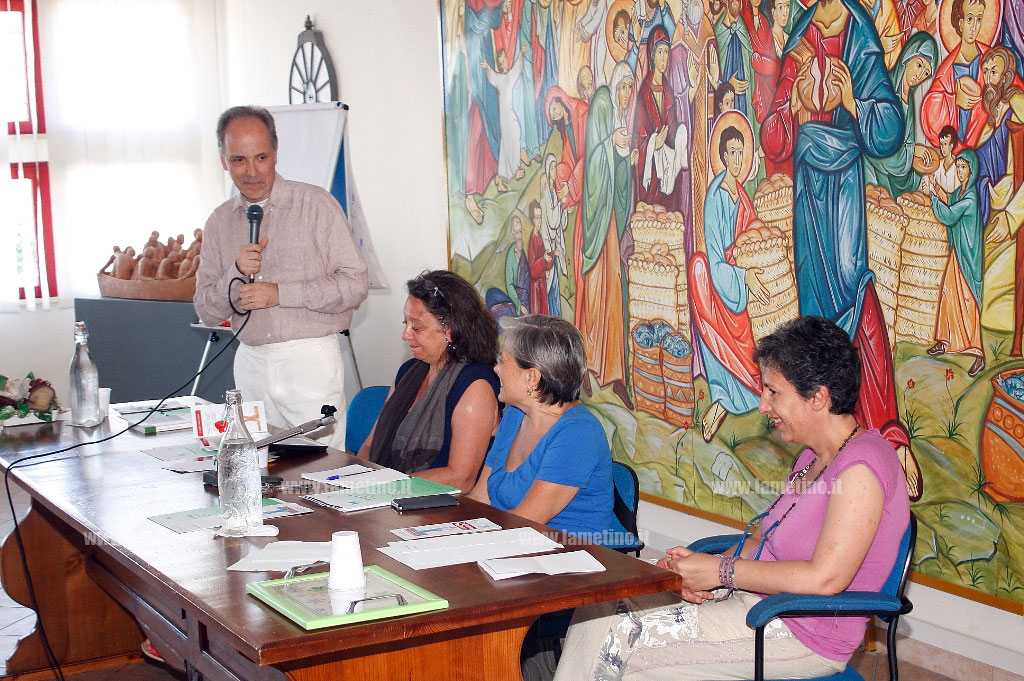 convegno-mago-merlino-lamezia-2.jpg