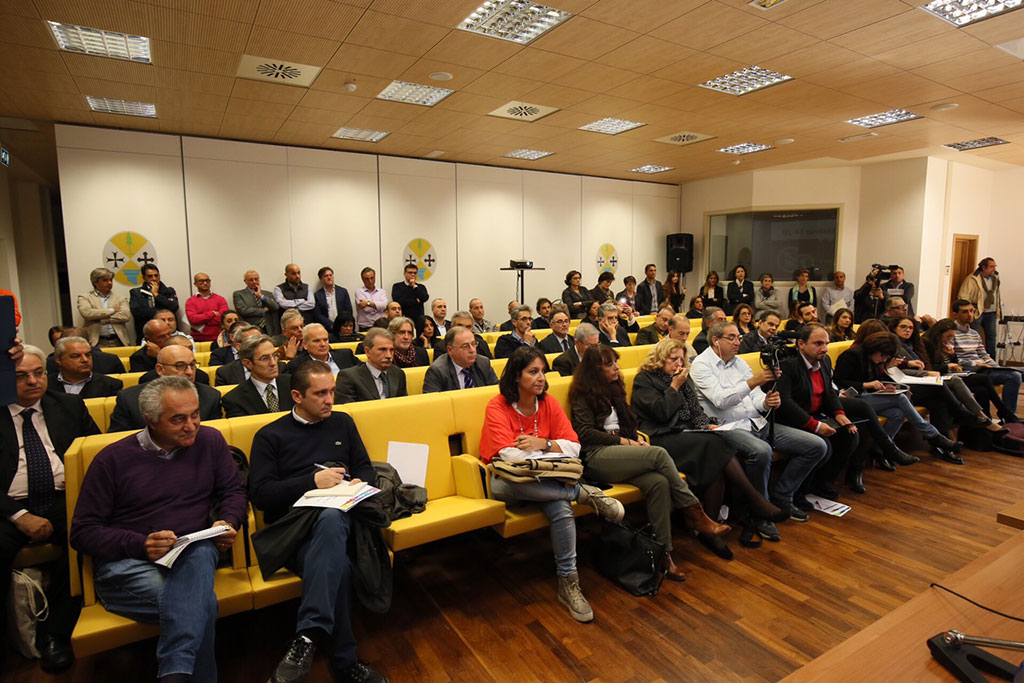 convegno-por-oliverio.jpg