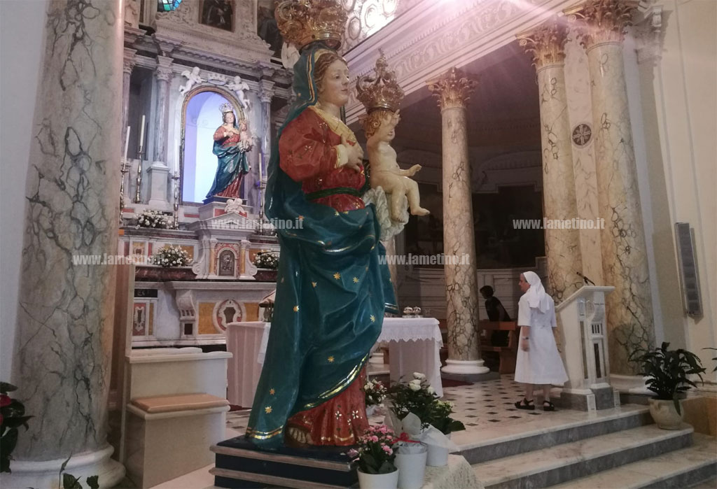 Conflenti ha la sua ‘copia processionale’ della statua della Madonna della Quercia di Visora