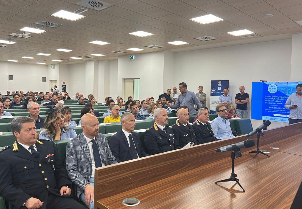 corso-polizia-locale-10.41.04_b52d0.jpg