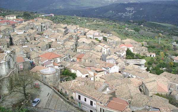 Covid, a Cortale tamponi rapidi a studenti, docenti e personale Ata delle scuole medie