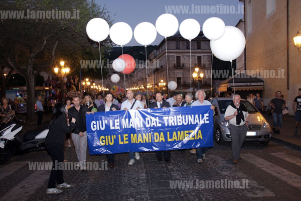 corteo-tribunale-corso-bis