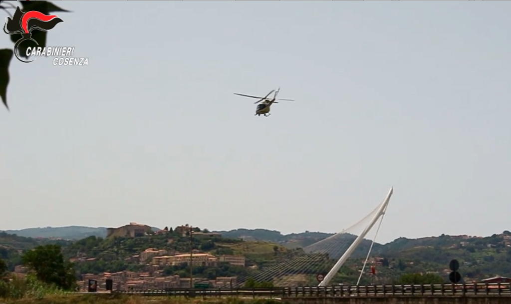 Operazione "Gazze Ladre", furti di auto ed estorsioni: 17 misure cautelari a Cosenza - VIDEO