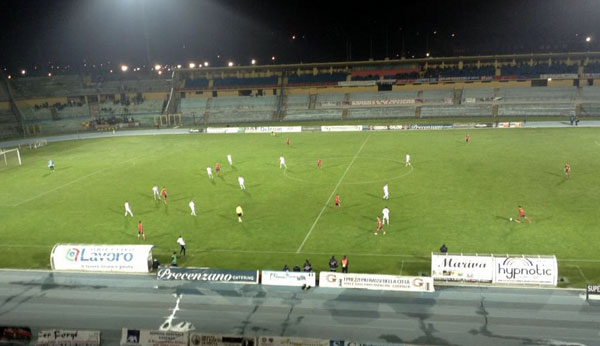 Calcio: Sambiase battuto sul filo di lana al San Vito