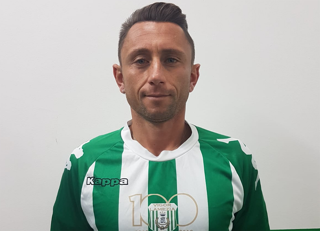 Vigor Lamezia Calcio 1919, Crescibene nuovo centrocampista