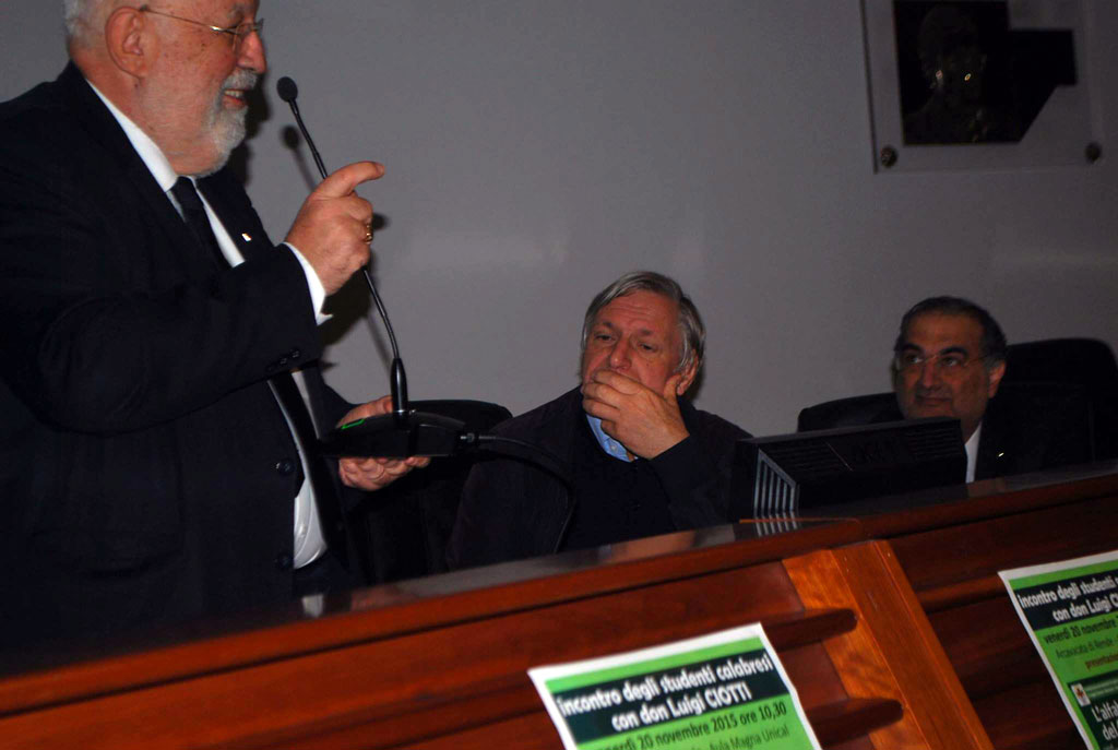 Don Ciotti all'Unical: regista Giordana ha messo testa e cuore in film Lea