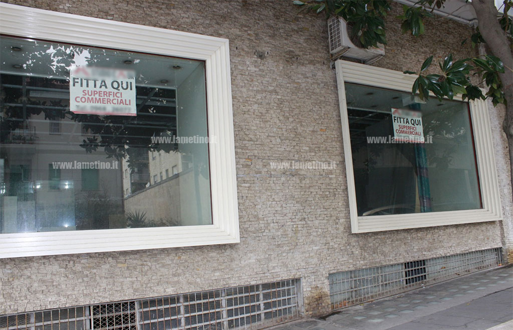 crisi-nera-negozi-centro-20205.jpg