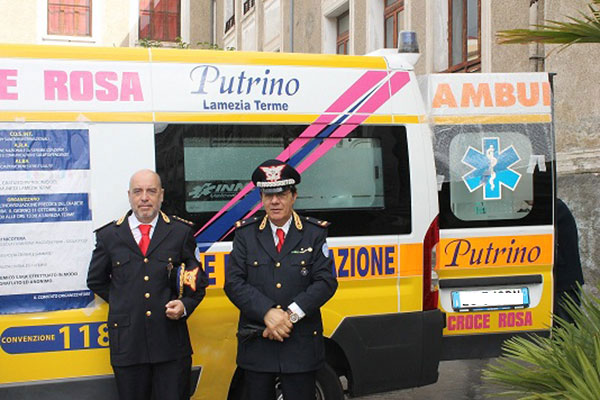 croce-rosa-putrino-comandante-regionale--C.-Campanozzi-e-generale-M-Catroppa33.jpg