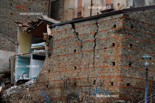 crollo-casa-4.jpg