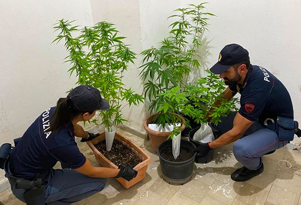 crotone-polizia-ritrovamento.jpg