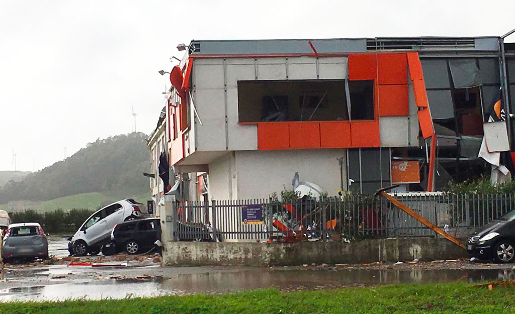 Maltempo: Oliverio in contatto costante con la Protezione Civile, ancora critica situazione nel crotonese