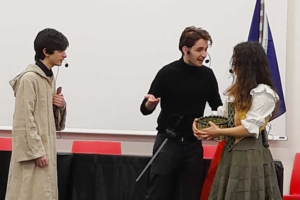 cul-dec4a08114c20b_1ec5c.jpg