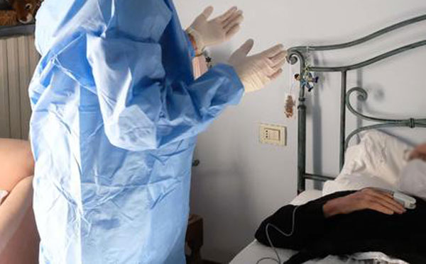Covid, Regione: ecco vademecum per cure domiciliari con antivirali e anticorpi monoclonali