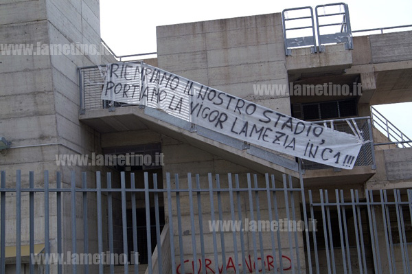 Lamezia, Cristiano (Udc): Aprire curva nord stadio. E i tifosi invitano tutti a sostenere la Vigor