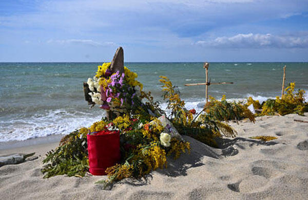 cutrof_spiaggia_9ed565d46e91dc68ed19_81da3_4eec8.jpg