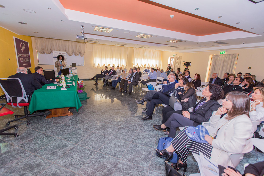 Concluso congresso "Chirurgia vertebrale oggi" a Catanzaro