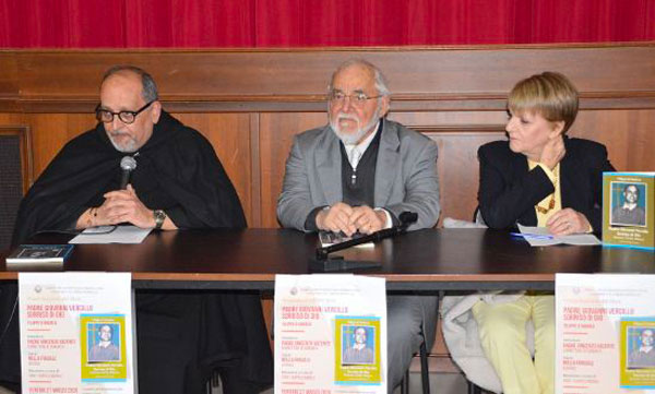 da-dx-padre-Vincenzo-Arente-prof.-Filippo-DAndrea-dott.ssa-Nella-Fragale_6e185.jpg