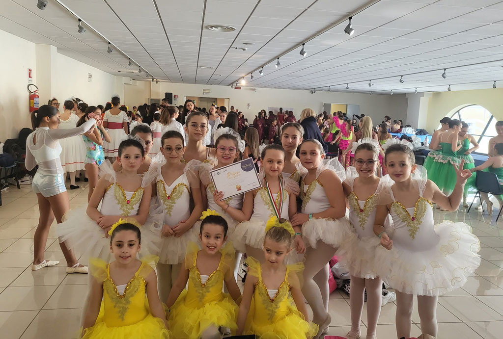 danza2023-12-05-at-10.23.14_cfd43.jpg