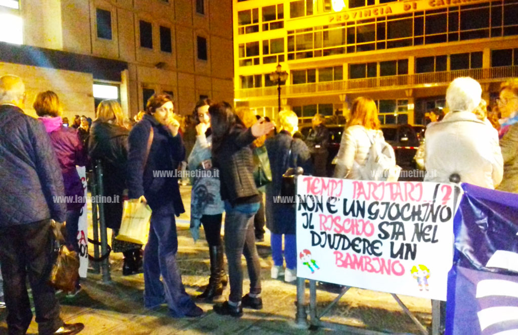 In piazza contro il ddl Pillon sull'affido condiviso, manifestazione a Catanzaro