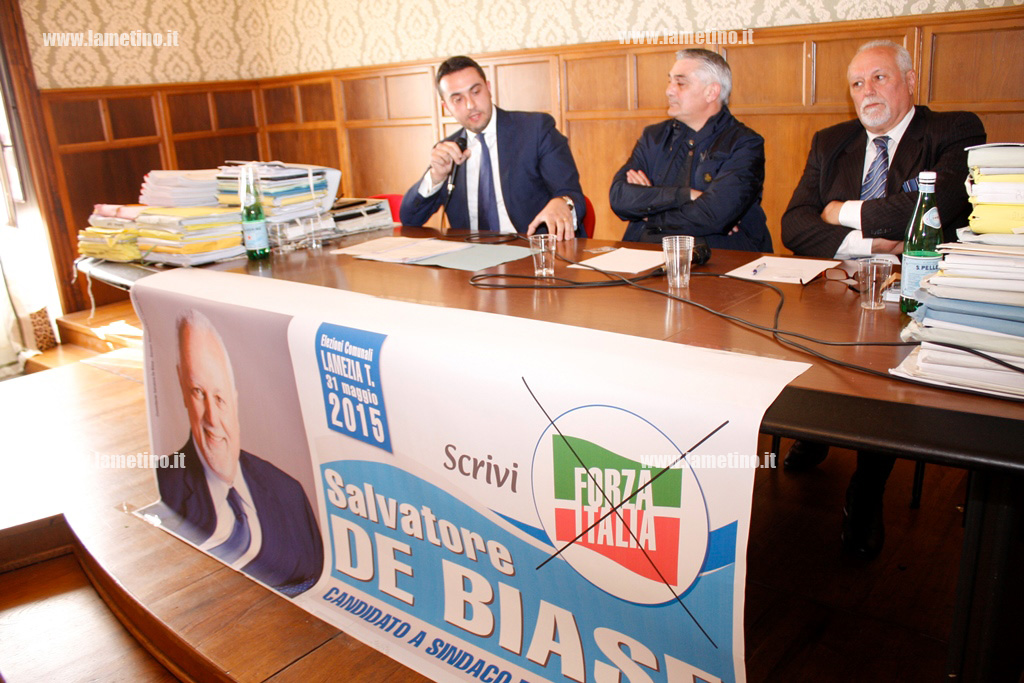de-biase-gruppo-aprile-2015.jpg