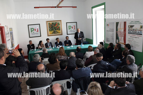 de-filippo-a-lamezia-maggio-2014-2.jpg