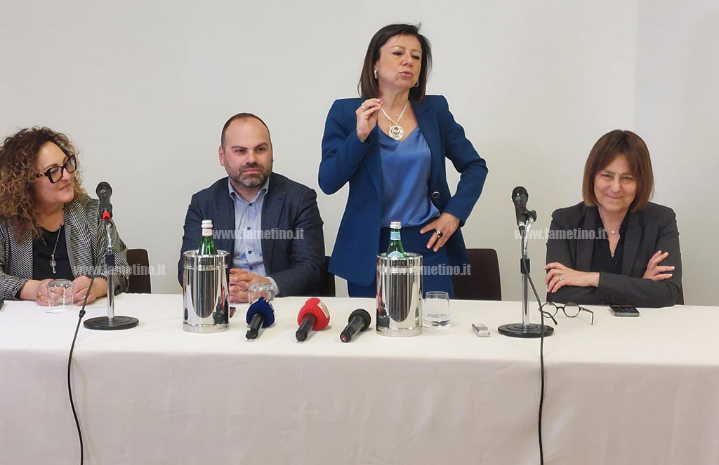 Ponte sullo Stretto e Alta velocità, De Micheli (Pd) a Gizzeria: "Con progetto di Salvini opera a rischio"