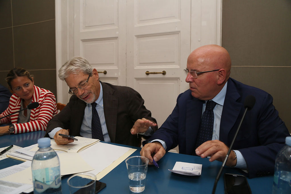 de-vincenti-e-oliverio-cosenza.jpg