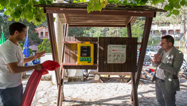defribilatore-08102018.jpg