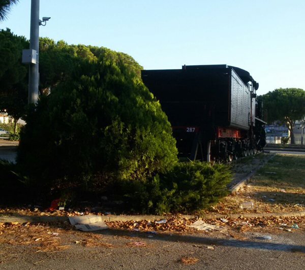 Italia Nostra: ancora degrado nel parcheggio della stazione ferroviaria di Lamezia