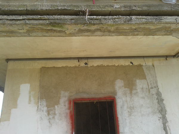 degrado-palazzine-ciampa-cavallo-bis.jpg