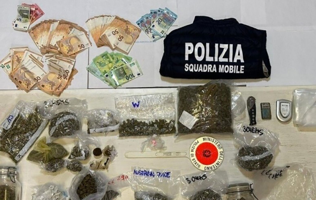 detenzione-di-droga-ai-fini-di-spaccio-nel-crotonese-gen.2024_2a6a5.jpg