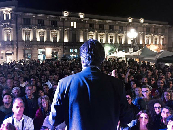 Movimento 5 Stelle in piazza a Catanzaro