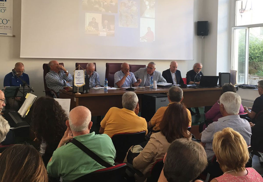 Presentato a Platania “Gorgia frantumi di pensieri” del medico lametino Michele Di Cello