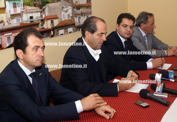Lamezia: Di Pietro in città parla del partito e plaude a dirigenza regionale