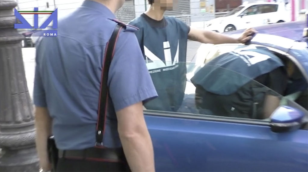 Usura, smantellata organizzazione criminale a Roma. In manette anche legale boss ’ndrangheta - VIDEO