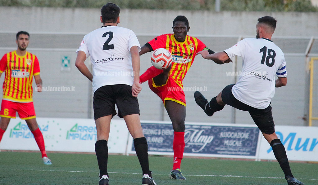 diop-in-un-disimpegno.jpg