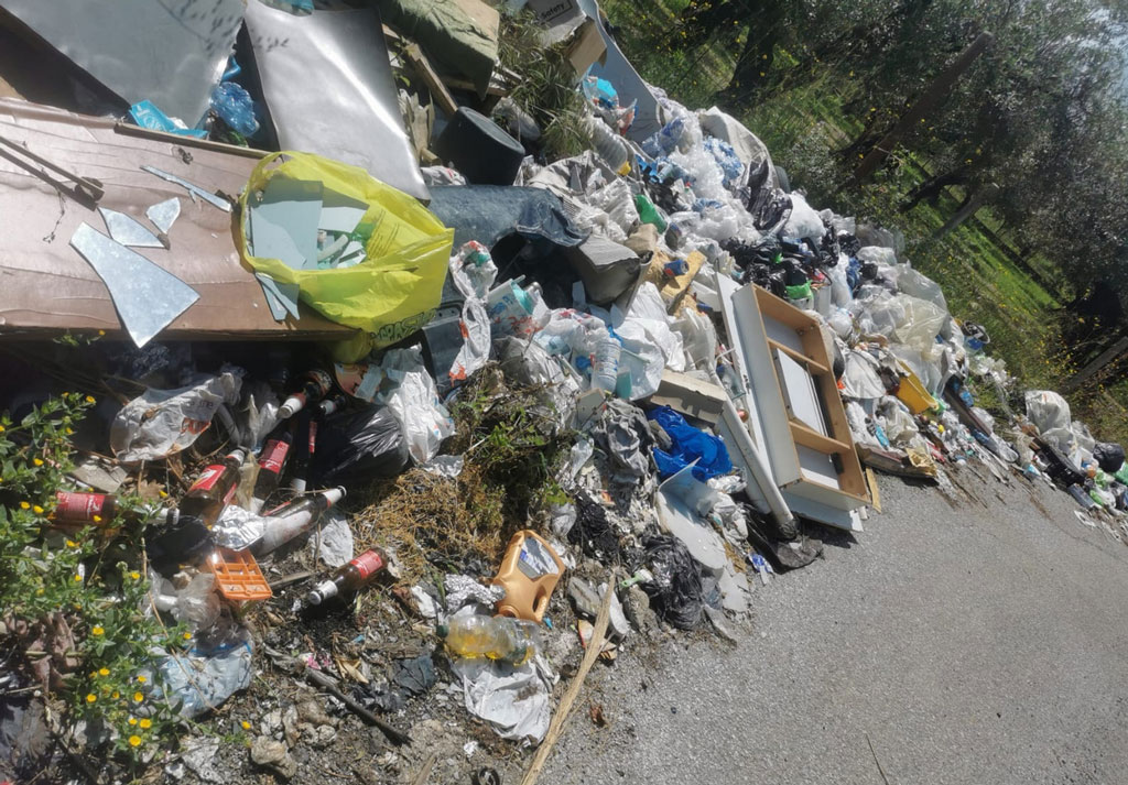 discarica-2024-04-21-alle-19.18.14_01ccc.jpg
