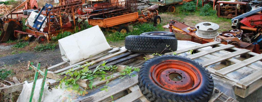 50 tonnellate di materiali pericolosi, sequestrata discarica abusiva nel vibonese
