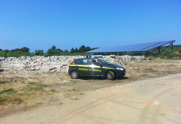 Sequestrata discarica di rifiuti speciali nel cosentino