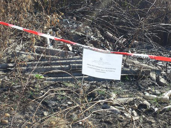 Calabria: Sequestrata discarica abusiva con lastre di eternit