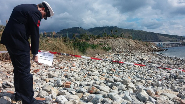Calabria: Guardia Costiera sequestra discarica abusiva presso foce torrente Torbido