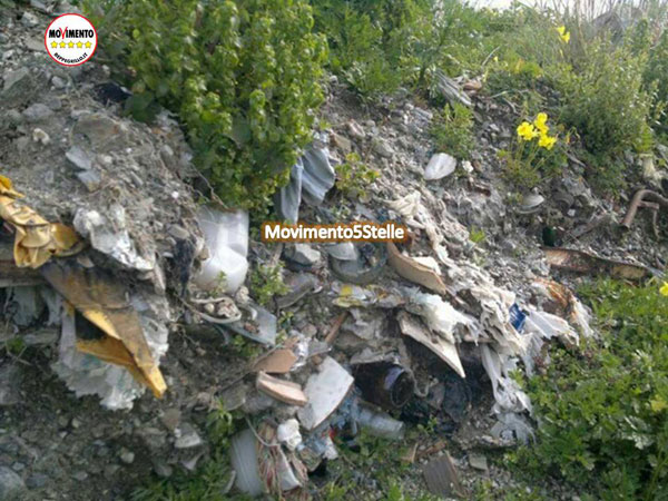 M5S su mancata bonifica discarica Bagni