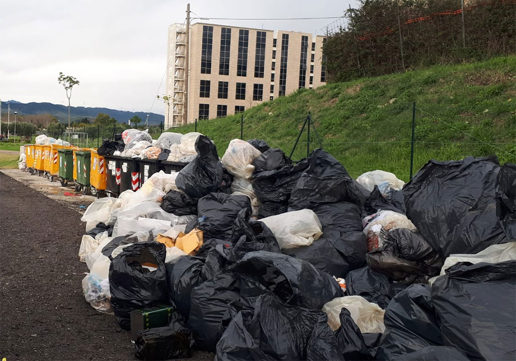 Rifiuti, sequestrata da Polizia locale discarica abusiva in area Cittadella 